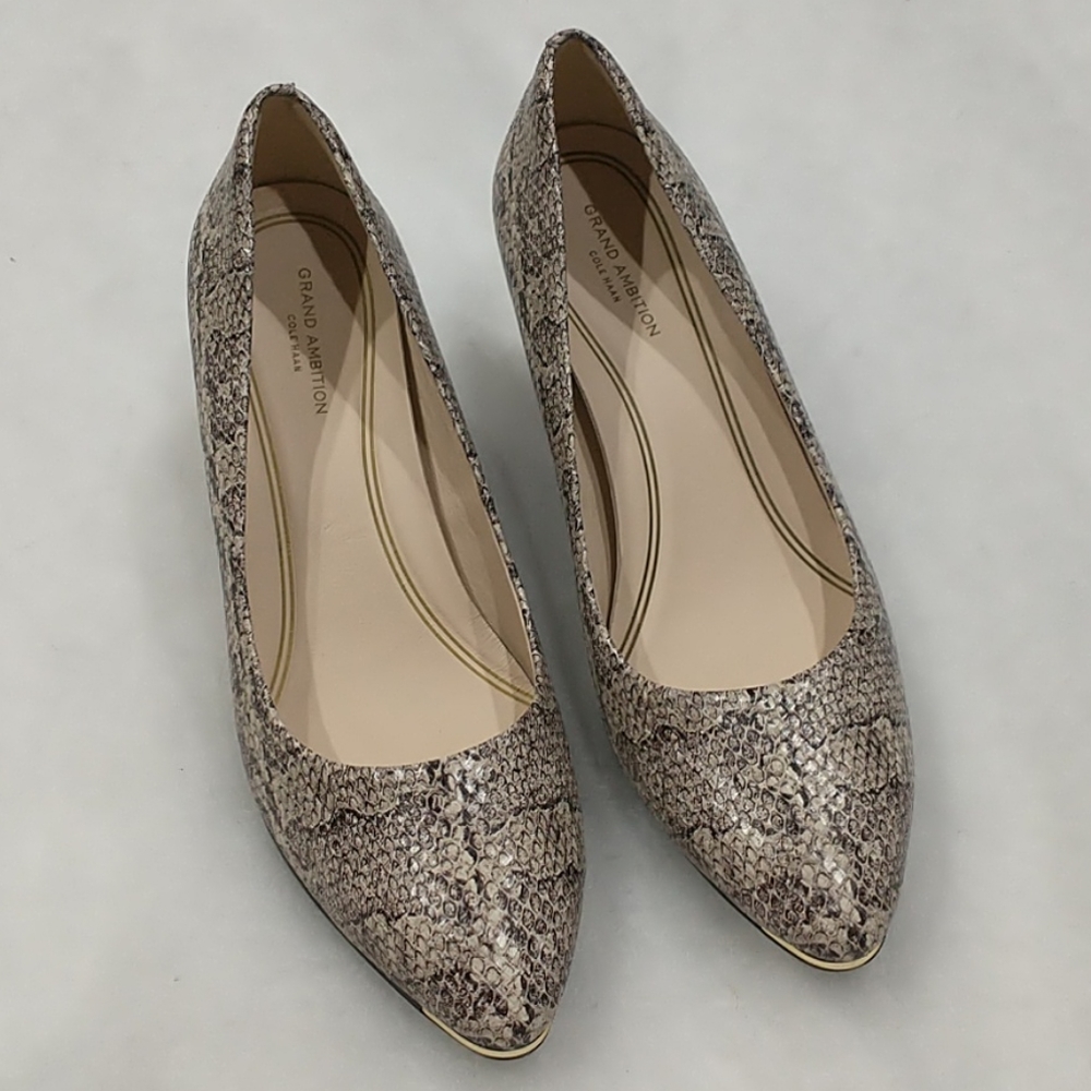Cole Hann Grand Ambition Wedge Heel Pump in a snake, Size 9
